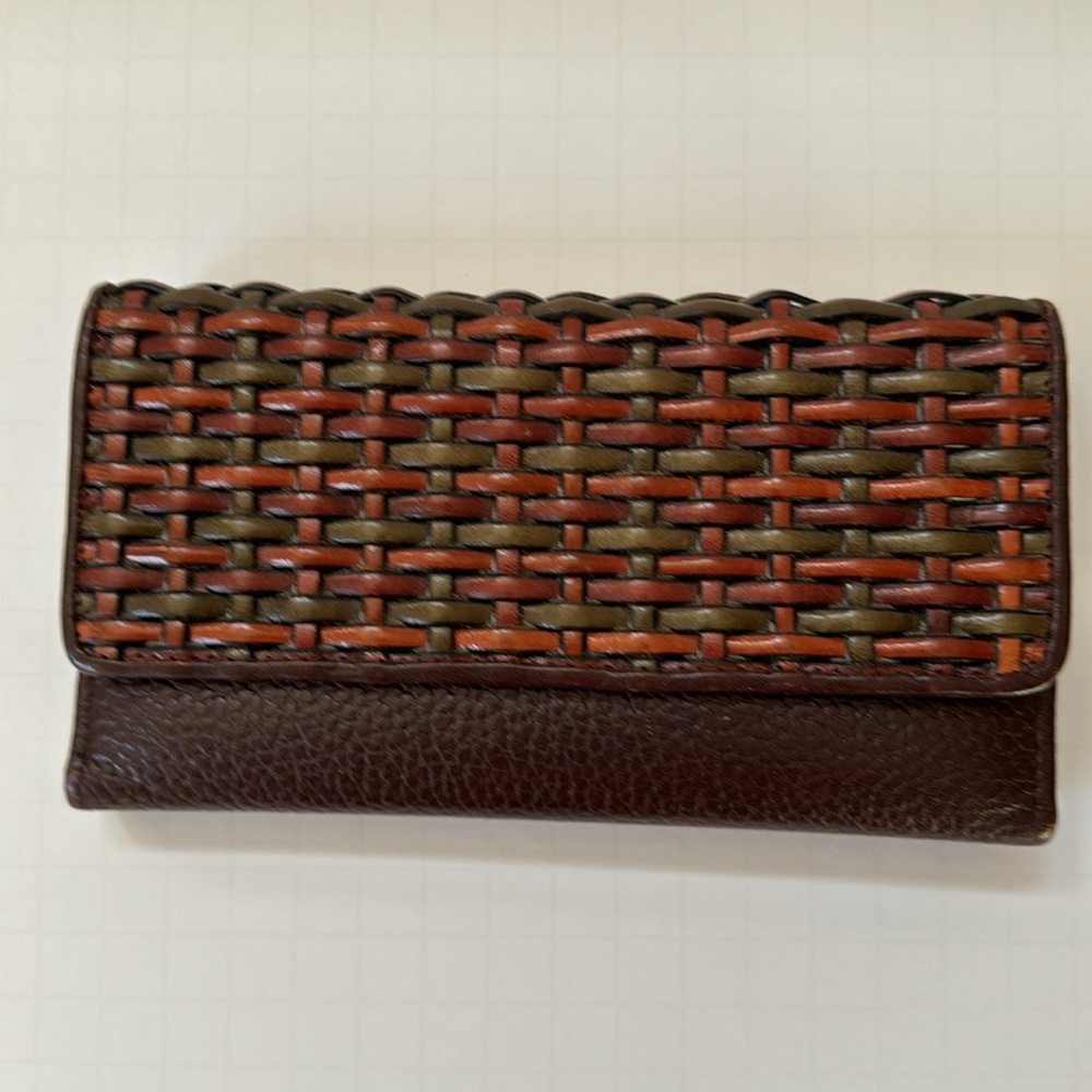 Amanda Smith Leather Wallet Brown & Earth Tones Trifold w/Checkbook Cover